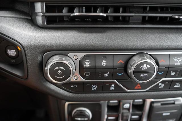 new 2025 Jeep Gladiator car, priced at $48,464