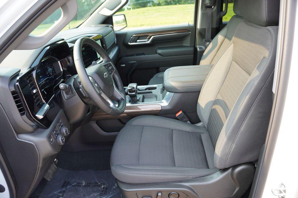 used 2024 Chevrolet Silverado 1500 car, priced at $47,999