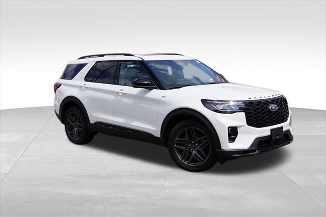 used 2025 Ford Explorer car, priced at $45,989