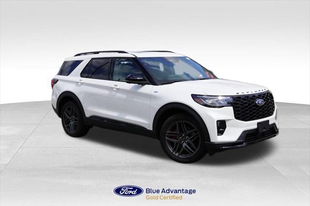 used 2025 Ford Explorer car, priced at $45,989