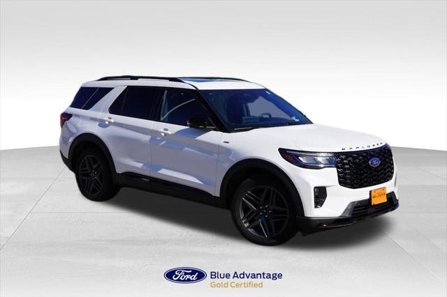 used 2025 Ford Explorer car, priced at $45,319