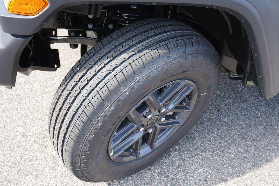 new 2025 Jeep Wrangler car, priced at $47,338