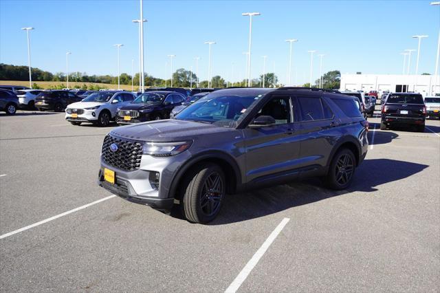 new 2025 Ford Explorer car, priced at $51,662