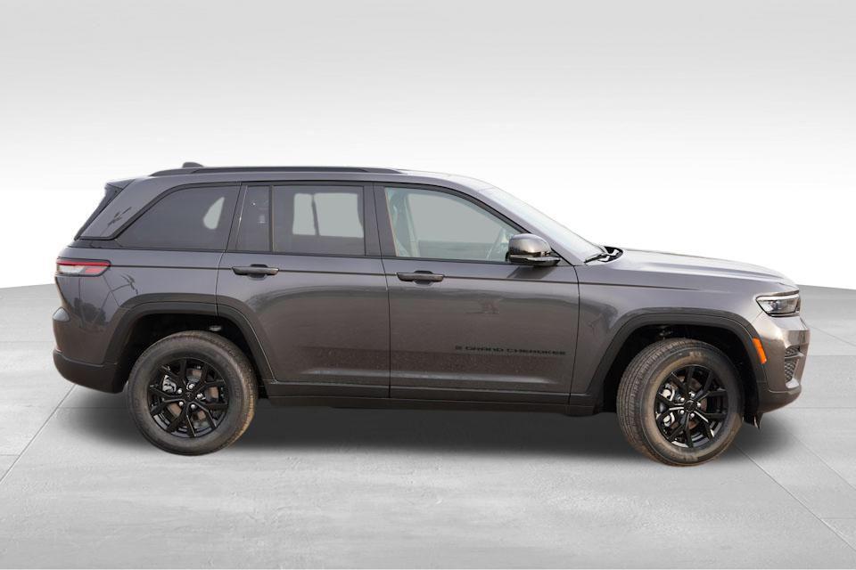 used 2025 Jeep Grand Cherokee car, priced at $36,988