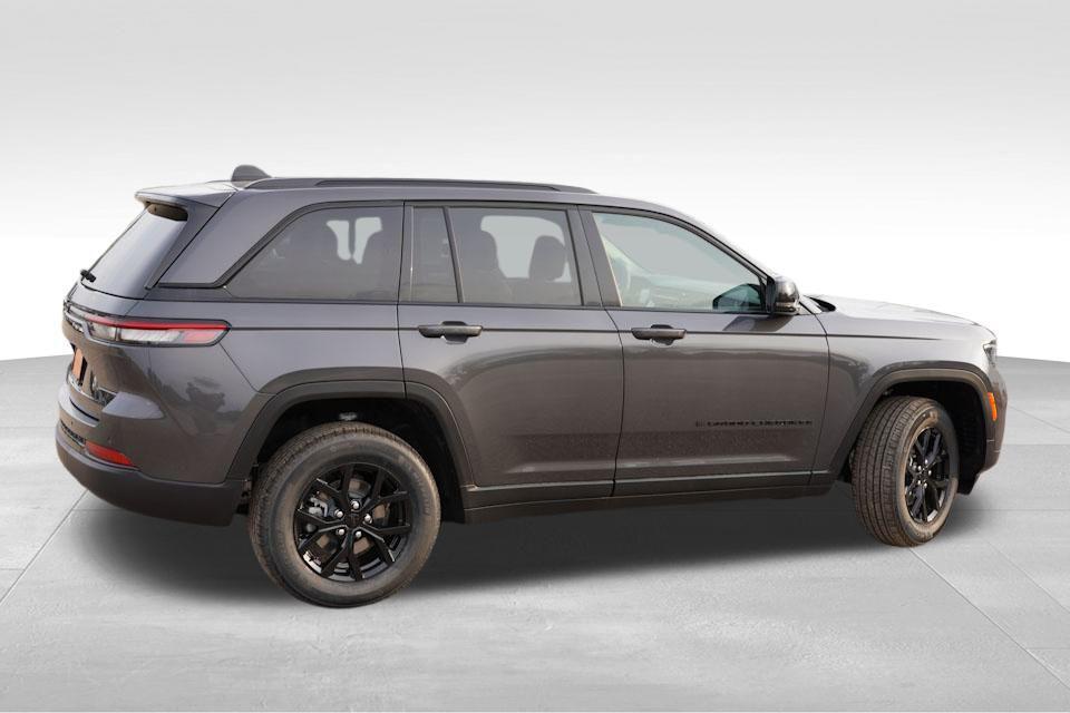 used 2025 Jeep Grand Cherokee car, priced at $36,988
