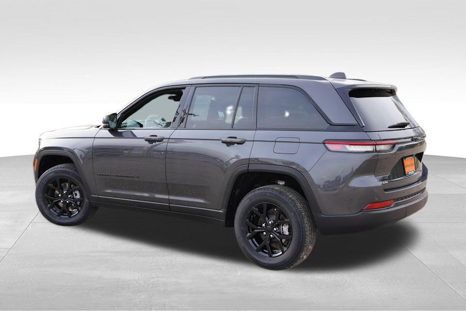 used 2025 Jeep Grand Cherokee car, priced at $36,988