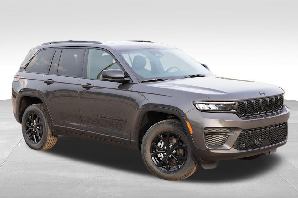 used 2025 Jeep Grand Cherokee car, priced at $38,543
