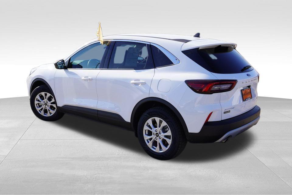 used 2024 Ford Escape car, priced at $20,994