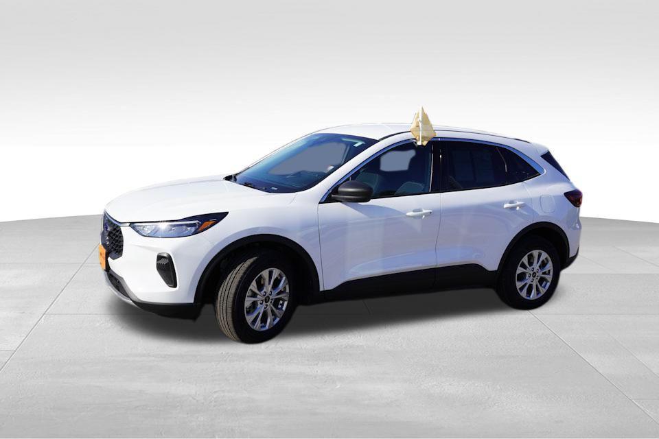 used 2024 Ford Escape car, priced at $20,994