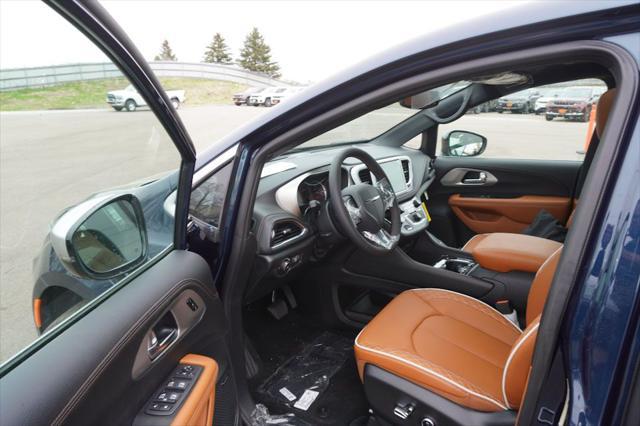 new 2025 Chrysler Pacifica car, priced at $45,600
