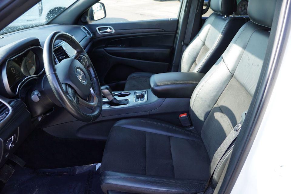 used 2020 Jeep Grand Cherokee car, priced at $21,988