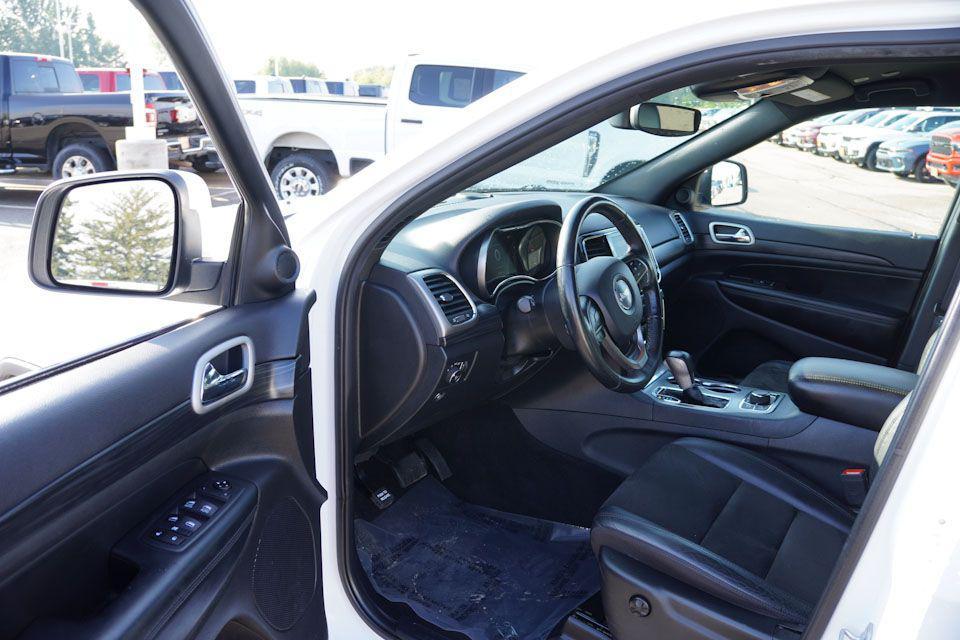 used 2020 Jeep Grand Cherokee car, priced at $21,988