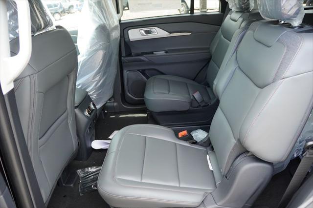 new 2025 Ford Explorer car, priced at $44,186