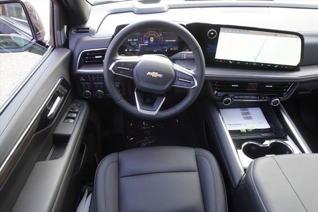 new 2025 Chevrolet Suburban car, priced at $71,579