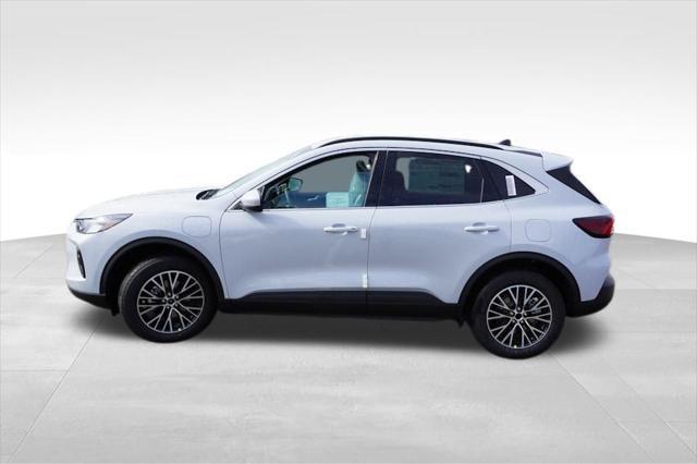 new 2025 Ford Escape PHEV car, priced at $32,129