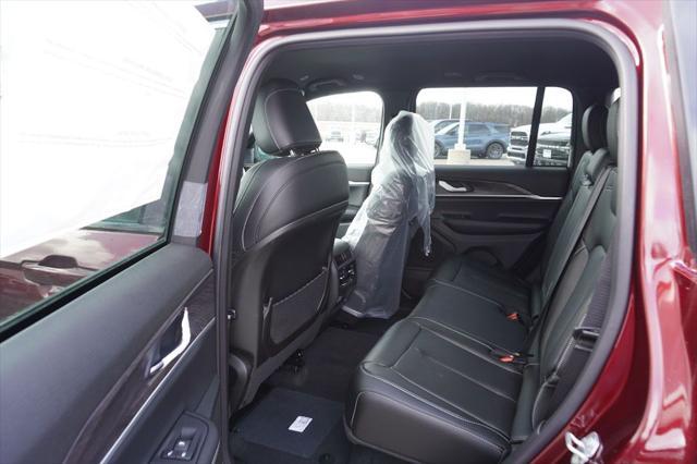 new 2025 Jeep Grand Cherokee car, priced at $42,649
