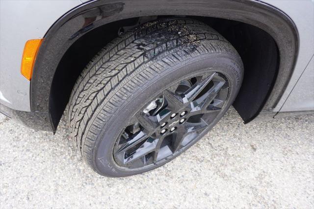 new 2025 Chevrolet Traverse car, priced at $56,382