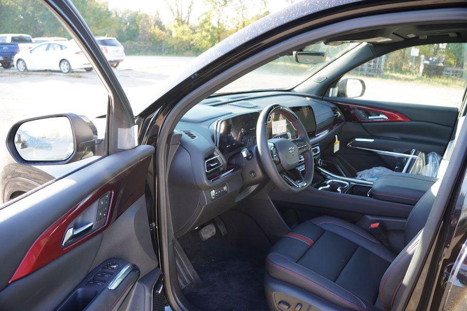 new 2026 Chevrolet Traverse car, priced at $58,020