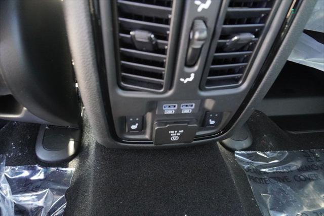 new 2025 Dodge Durango car, priced at $43,600