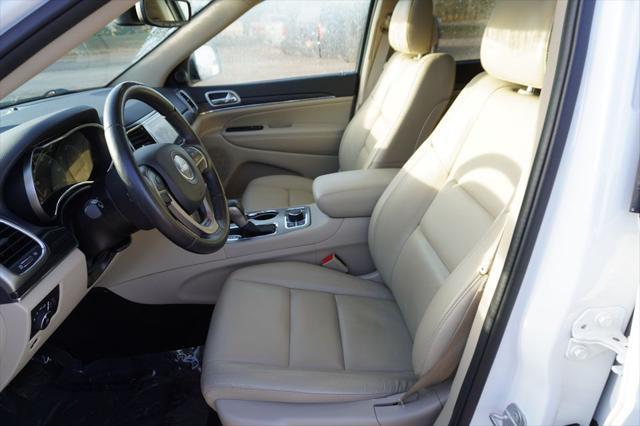 used 2021 Jeep Grand Cherokee car, priced at $29,076