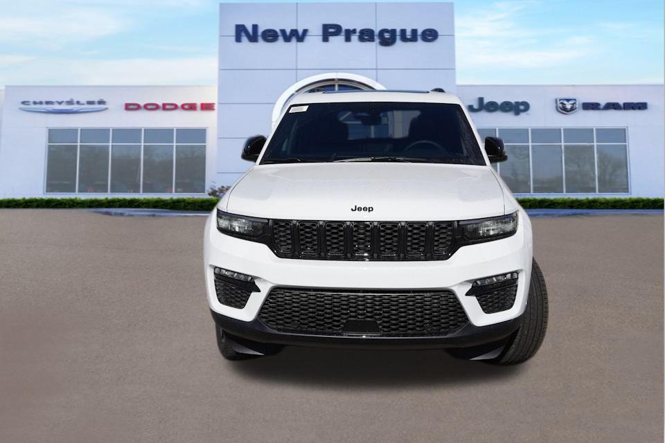 new 2025 Jeep Grand Cherokee car, priced at $49,830