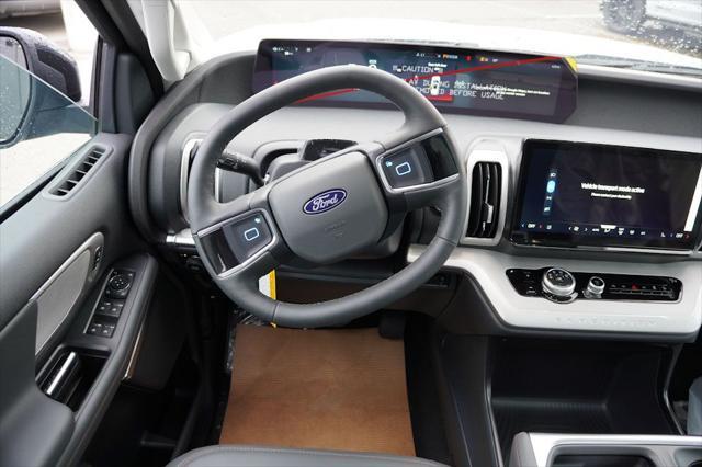 new 2025 Ford Expedition Max car, priced at $71,717