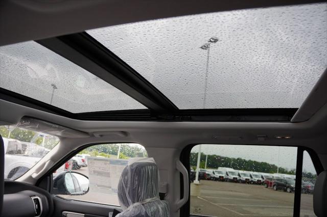new 2025 Ford Expedition Max car, priced at $71,717