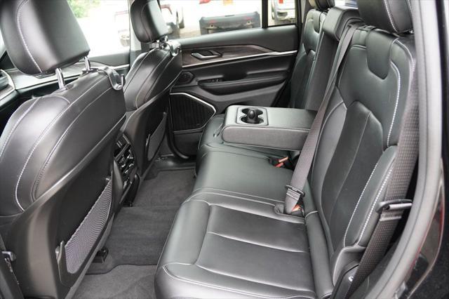 used 2022 Jeep Grand Cherokee car, priced at $34,449
