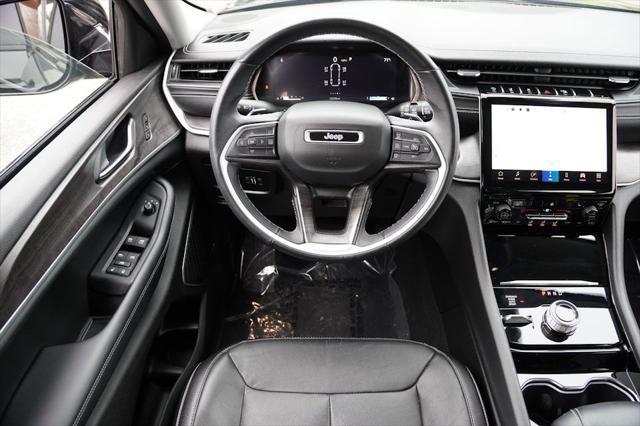 used 2022 Jeep Grand Cherokee car, priced at $34,449