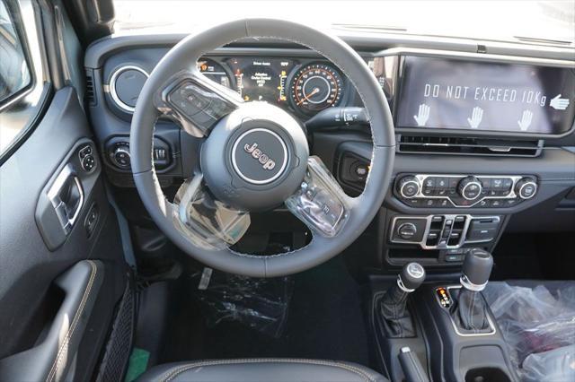 new 2025 Jeep Gladiator car, priced at $47,299