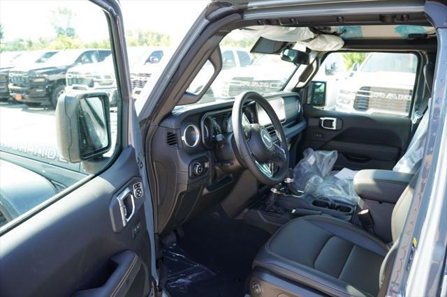 new 2025 Jeep Gladiator car, priced at $47,299