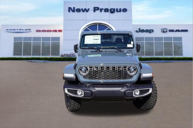 new 2025 Jeep Gladiator car, priced at $47,299