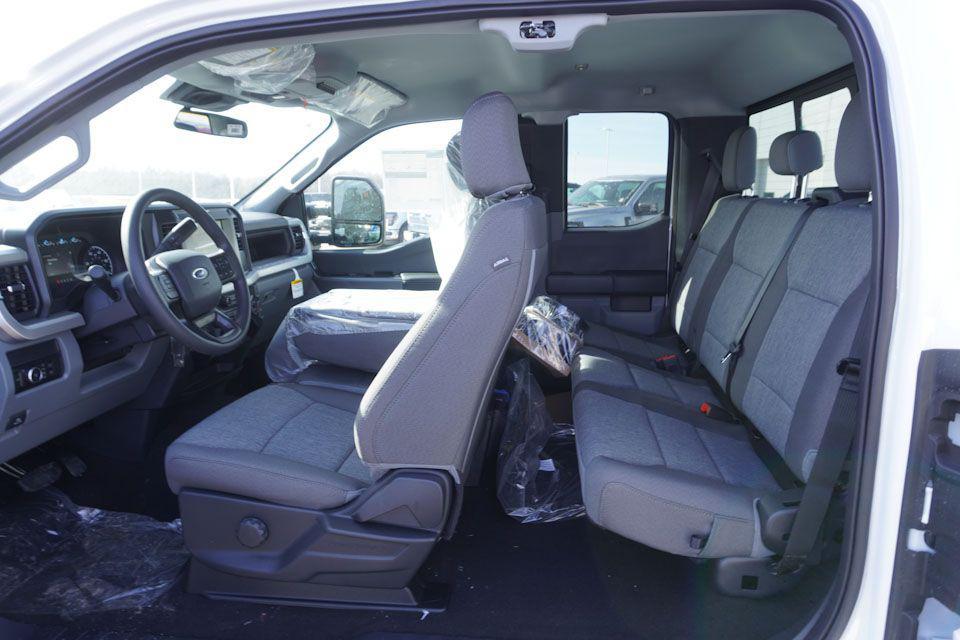 new 2025 Ford F-350 car, priced at $52,763