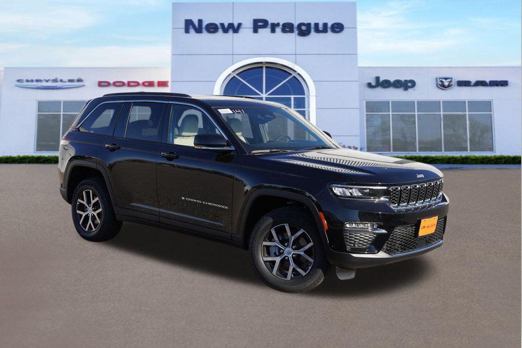 new 2025 Jeep Grand Cherokee car, priced at $47,380