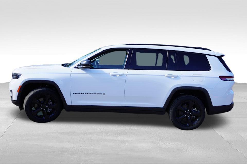 used 2023 Jeep Grand Cherokee L car, priced at $33,779