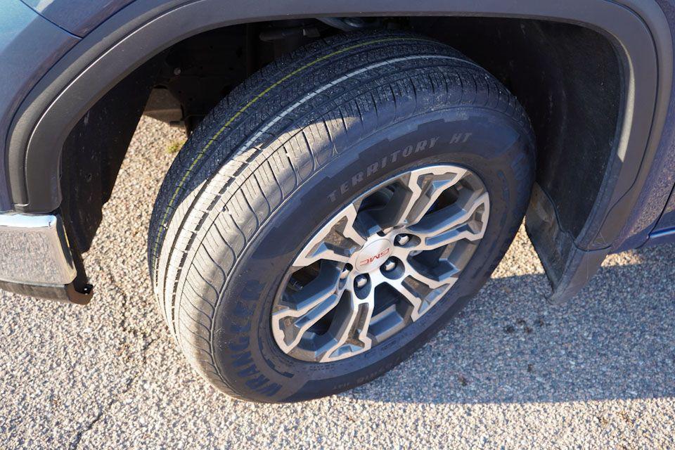 used 2024 GMC Sierra 1500 car, priced at $40,111