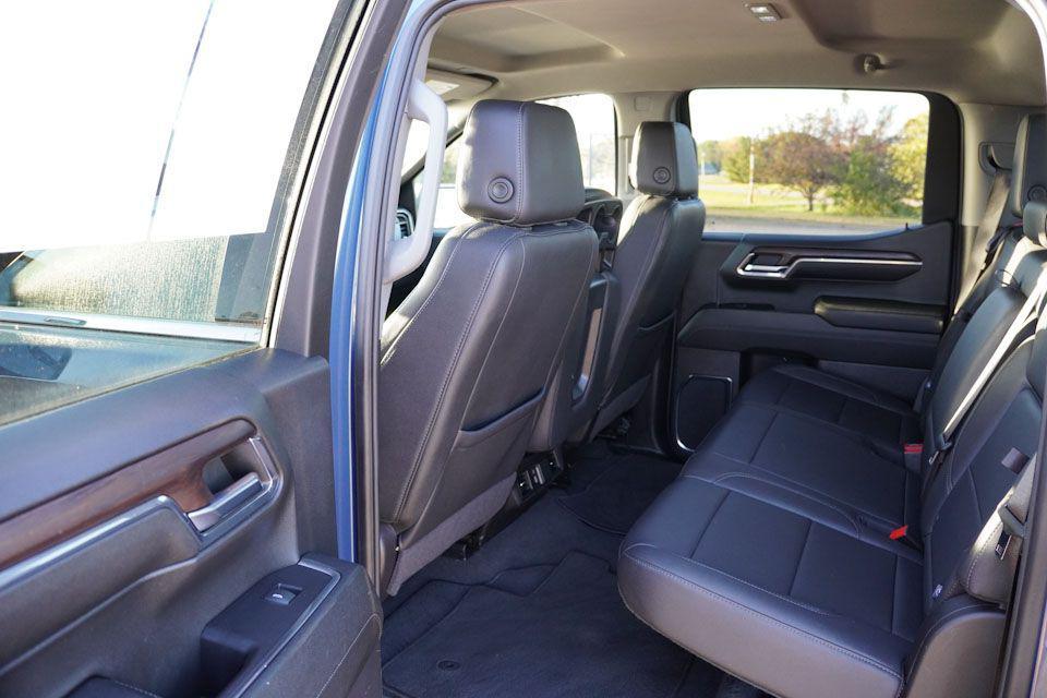used 2024 GMC Sierra 1500 car, priced at $40,111