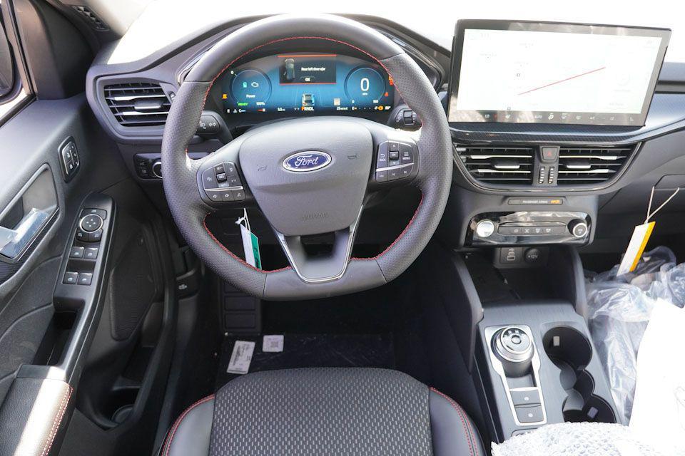 new 2025 Ford Escape car, priced at $33,102
