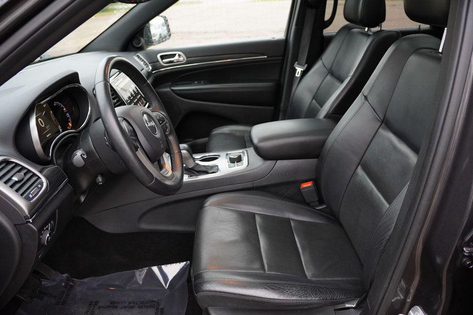 used 2019 Jeep Grand Cherokee car, priced at $20,555