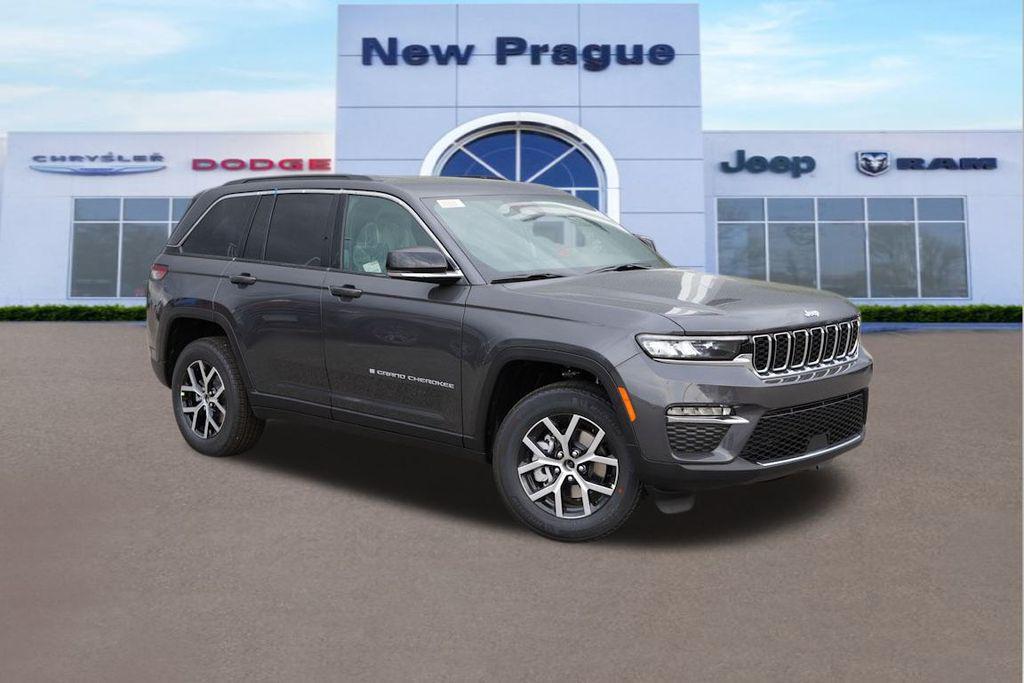 new 2025 Jeep Grand Cherokee car, priced at $43,444