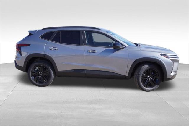 new 2025 Chevrolet Trax car, priced at $25,637