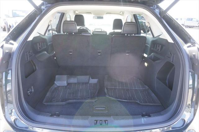 used 2023 Ford Edge car, priced at $28,554