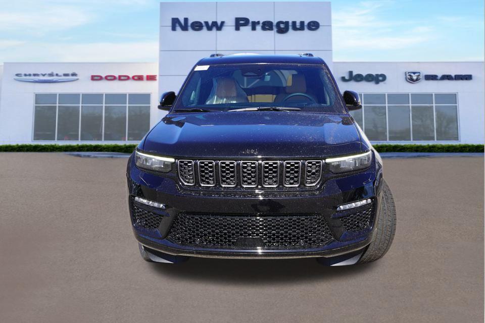 new 2025 Jeep Grand Cherokee car, priced at $65,209