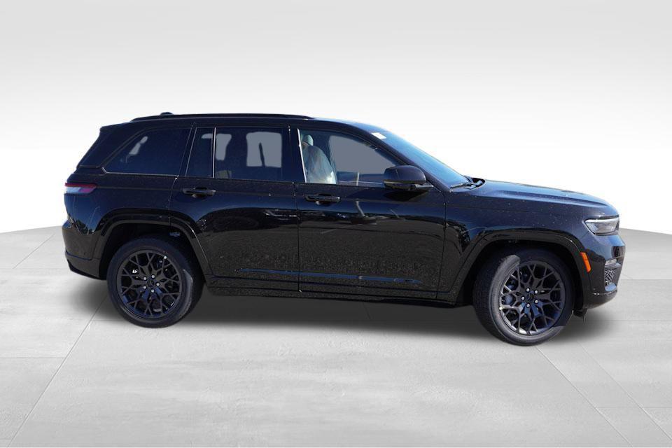 new 2025 Jeep Grand Cherokee car, priced at $62,859