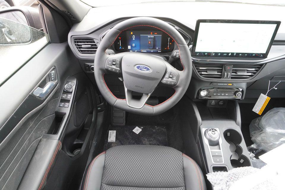 new 2025 Ford Escape car, priced at $28,580