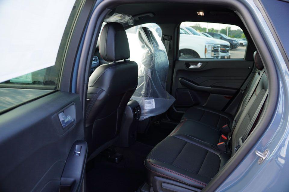 new 2025 Ford Escape car, priced at $27,226