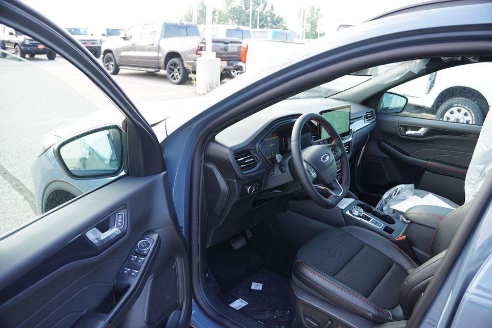 new 2025 Ford Escape car, priced at $27,226