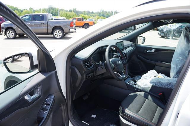 new 2025 Ford Escape car, priced at $31,048