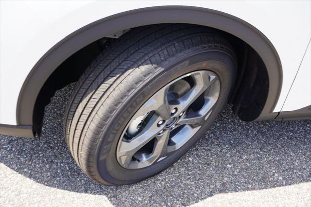 new 2025 Ford Escape car, priced at $31,048