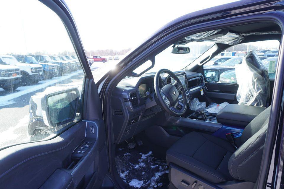 new 2025 Ford F-150 car, priced at $50,560